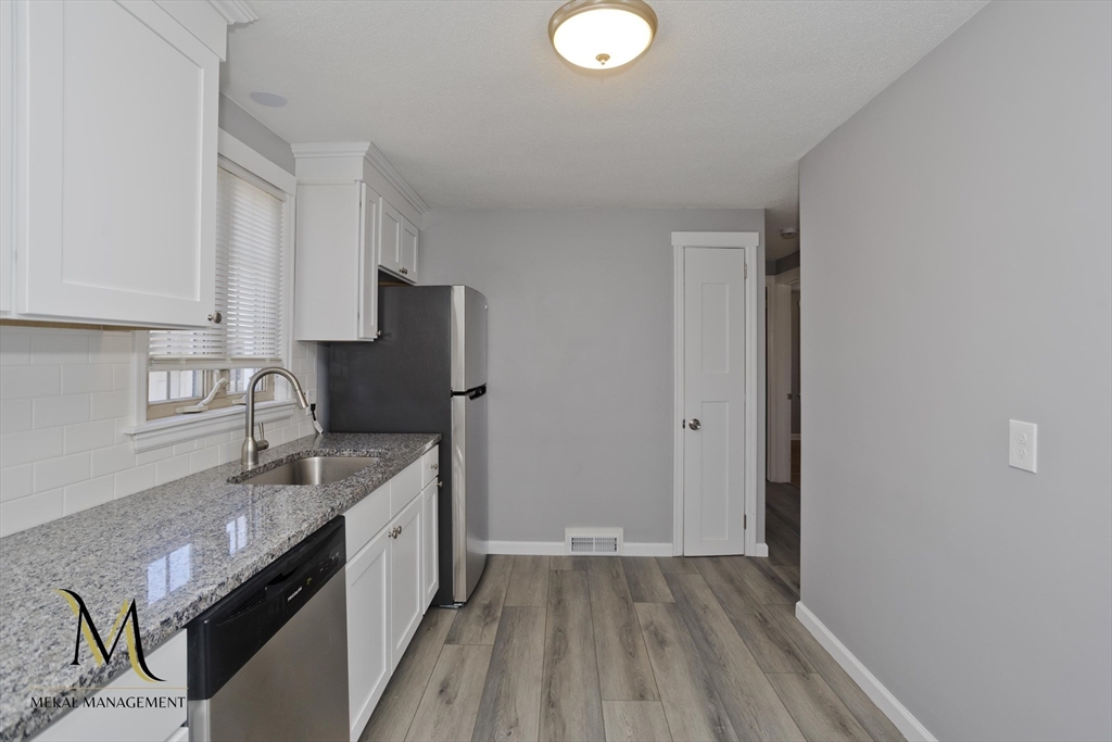 320 Island Pond Road, Unit 320 Springfield, MA 01118 - Photo 8 of 28