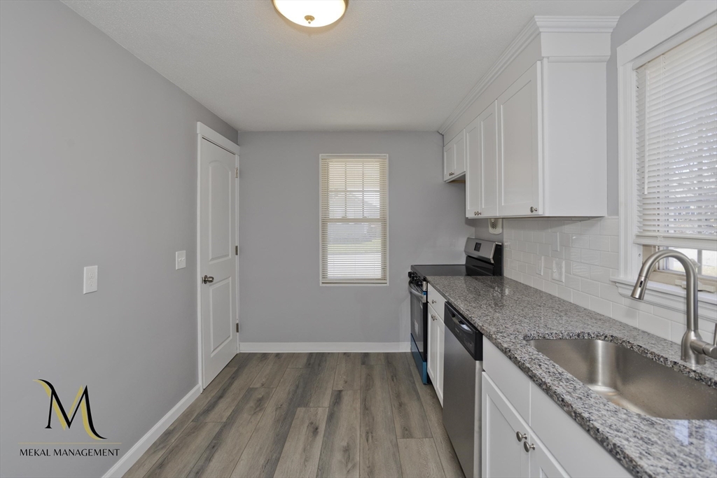 320 Island Pond Road, Unit 320 Springfield, MA 01118 - Photo 9 of 28