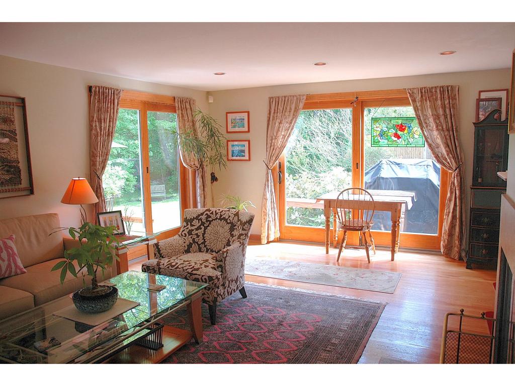 4 Ocean Road, Unit 4 Portsmouth, NH 03801 - Photo 11 of 32 Gallery Image 11