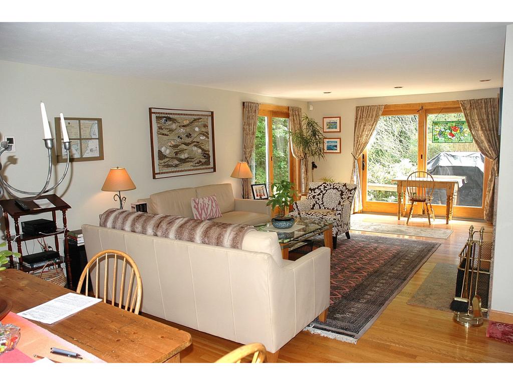 4 Ocean Road, Unit 4 Portsmouth, NH 03801 - Photo 10 of 32 Gallery Image 10