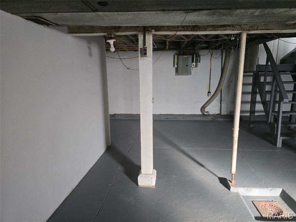 1025 Hornsby Avenue St. Louis, MO 63147 - Photo 11 of 12