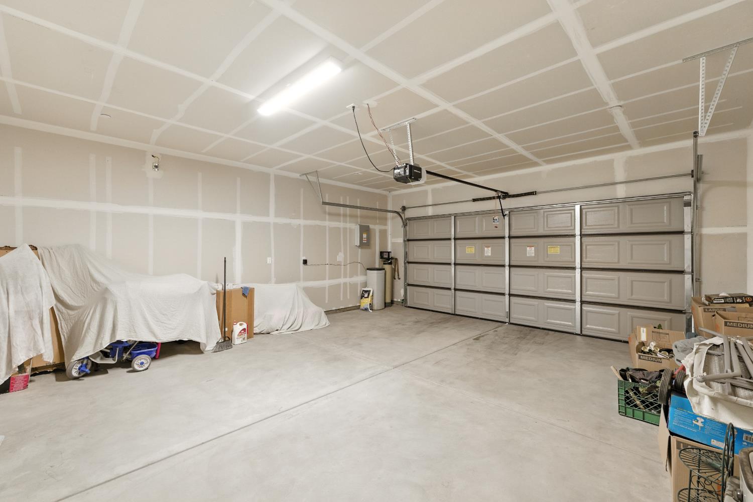 397 Amber Dinuba, CA 93618 - Photo 13 of 15