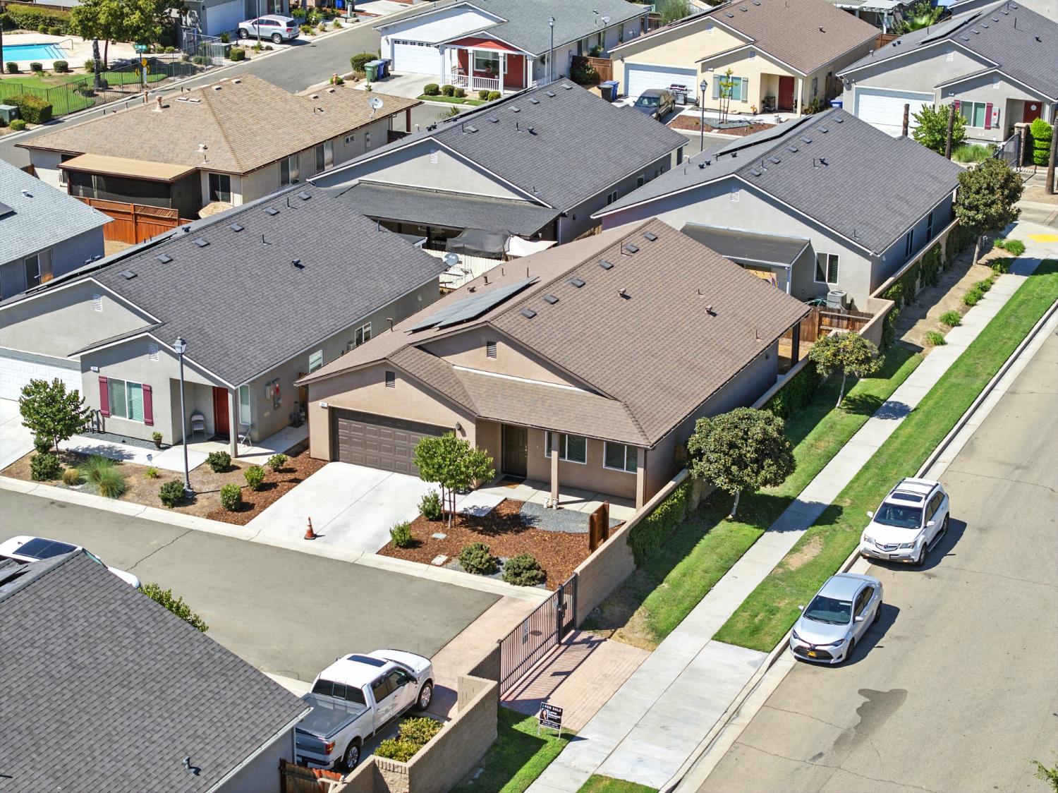 397 Amber Dinuba, CA 93618 - Photo 15 of 15