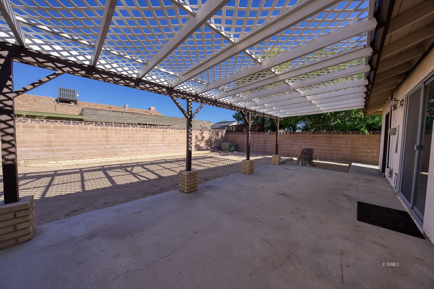 309 Mari Court Ridgecrest, CA 93555 - Photo 26 of 32 a view of an empty room