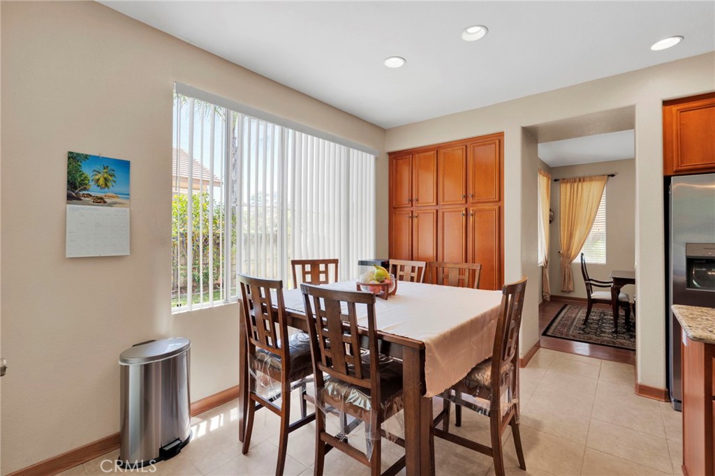 9455 Poppyfield Court Rancho Cucamonga, CA 91730 - Photo 6 of 39