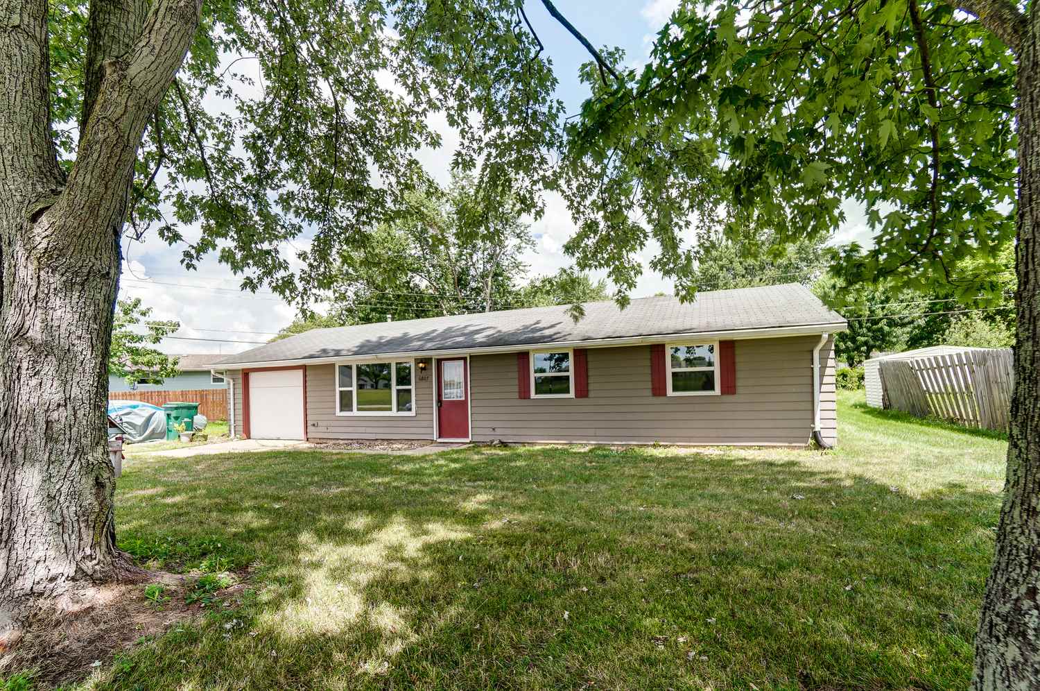 6807 Eby Road Fort Wayne, IN 46835 - Photo 1 of 18