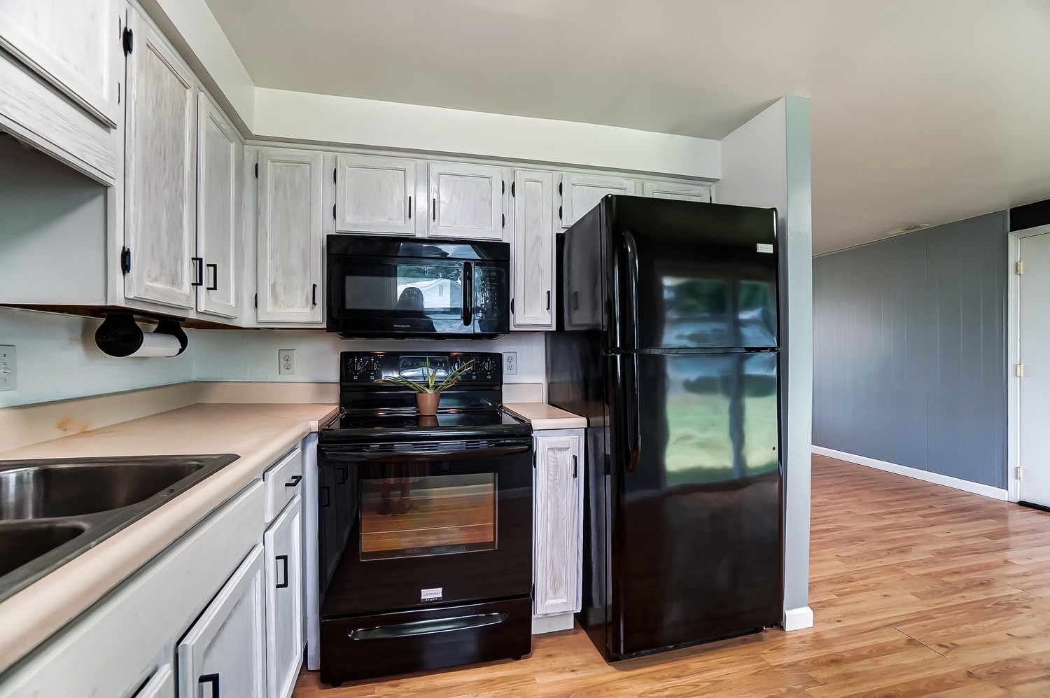 6807 Eby Road Fort Wayne, IN 46835 - Photo 7 of 18