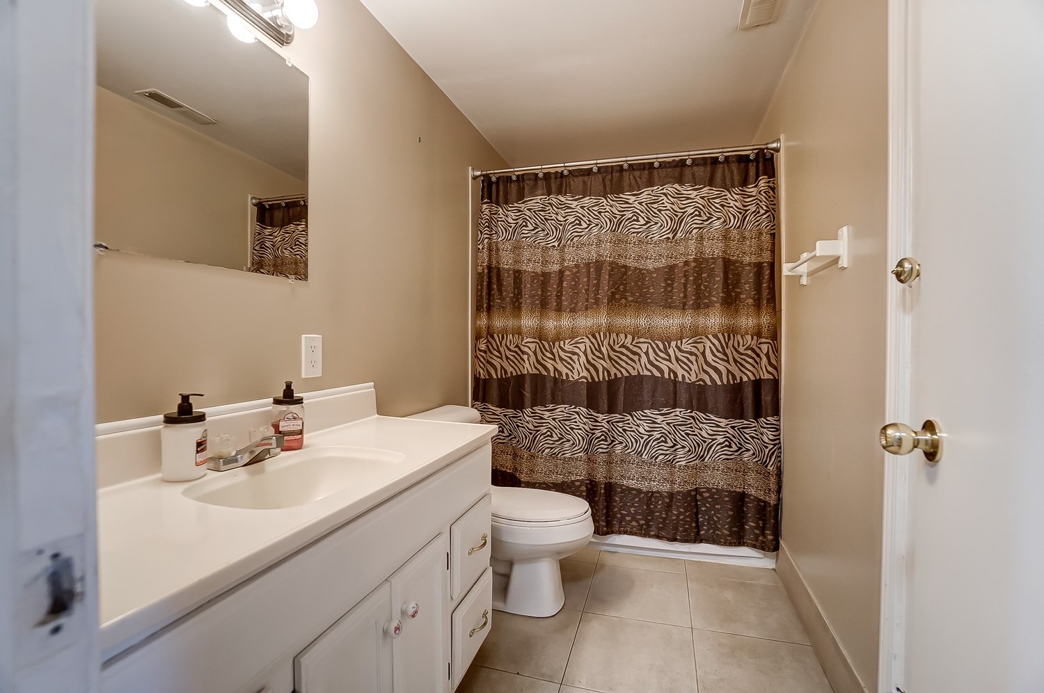 6807 Eby Road Fort Wayne, IN 46835 - Photo 10 of 18
