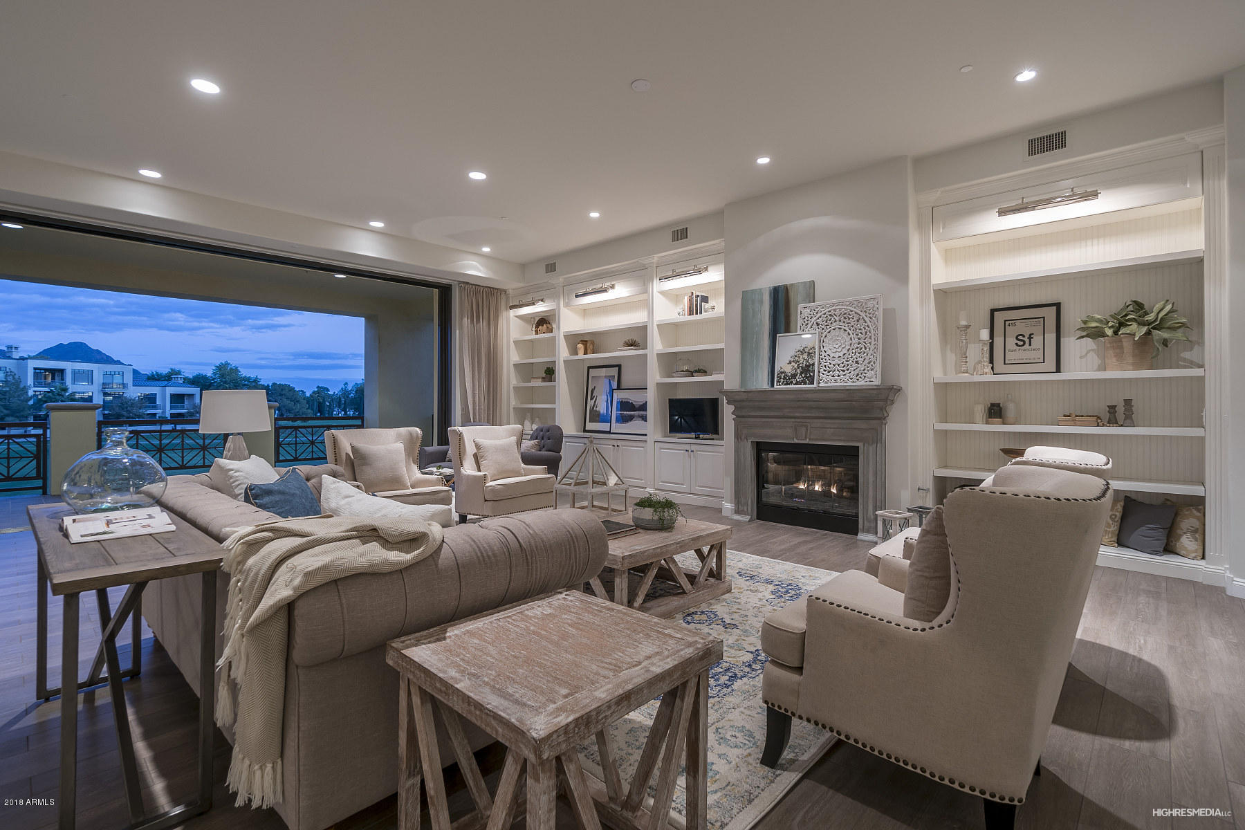 2 Biltmore Estates Drive, Unit 213 Phoenix, AZ 85016 - Photo 4 of 30 HRM6907_web