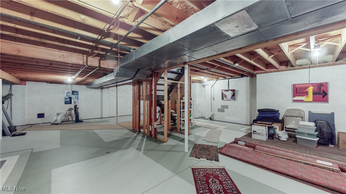 3984 Raintree Circle Uniontown, OH 44685 - Photo 34 of 48 Gallery Image 34