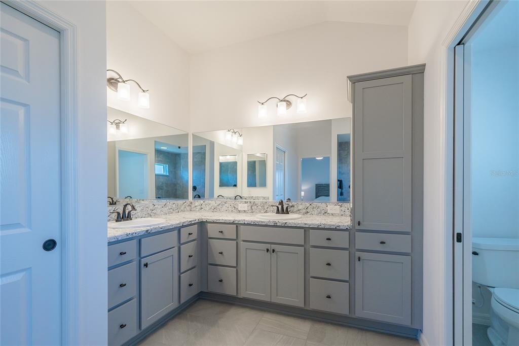 11359 Zimmerman Path Oxford, FL 34484 - Photo 19 of 48