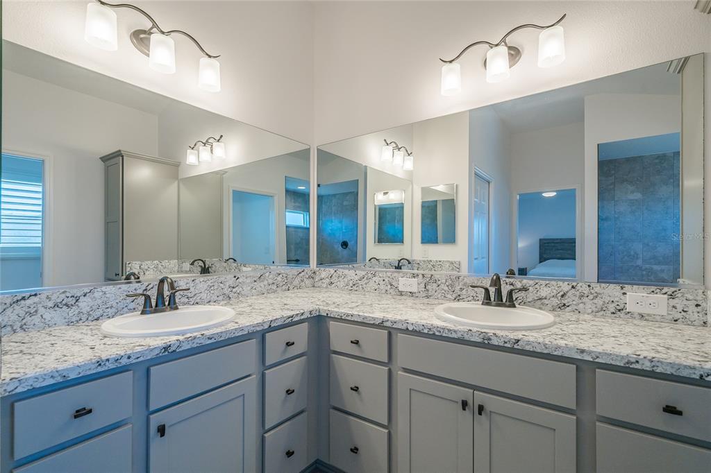 11359 Zimmerman Path Oxford, FL 34484 - Photo 20 of 48