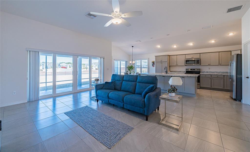 11359 Zimmerman Path Oxford, FL 34484 - Photo 3 of 48