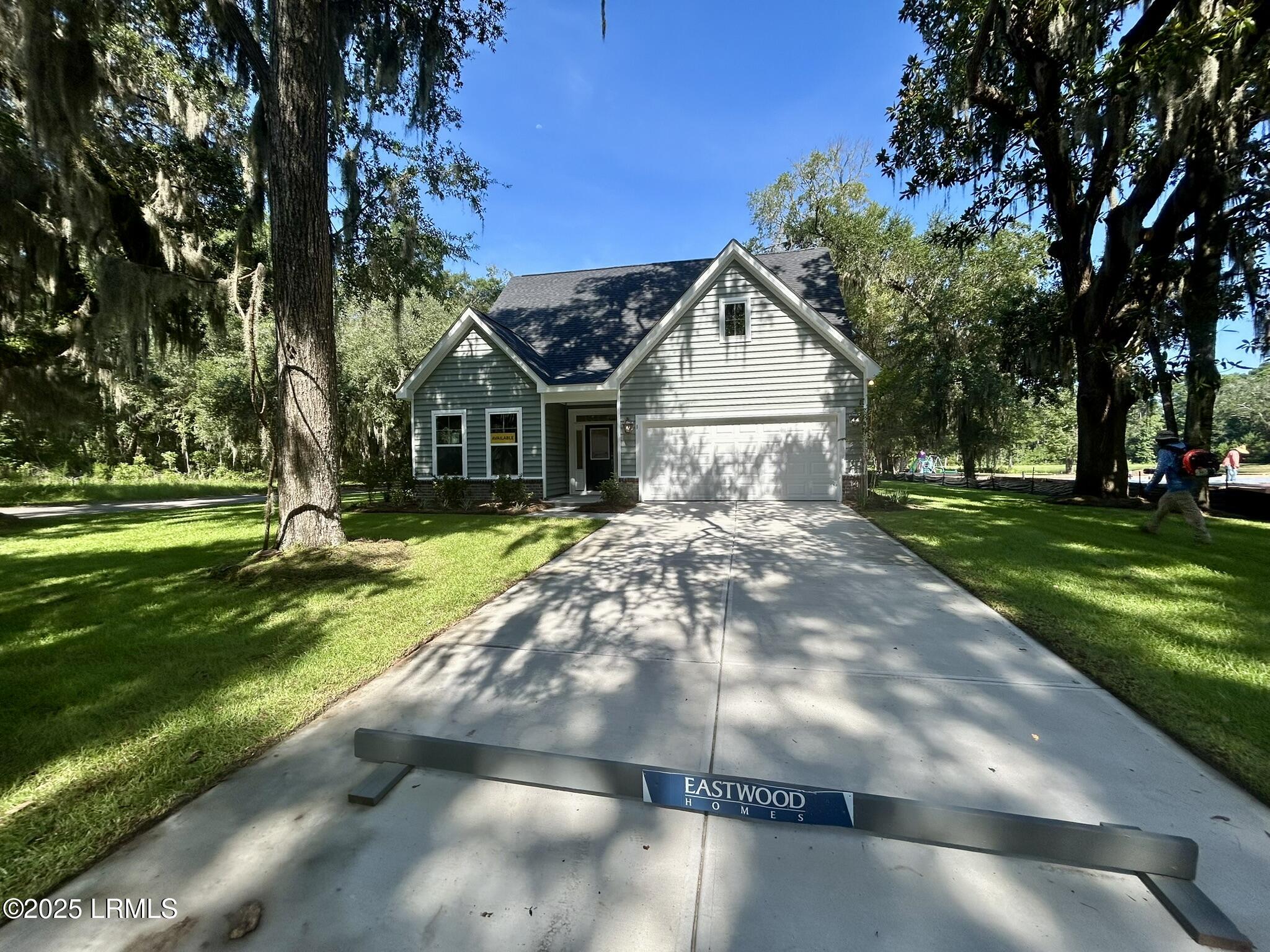 1 Alumni Road Beaufort, SC 29907 - Photo 27 of 29 IMG_8045