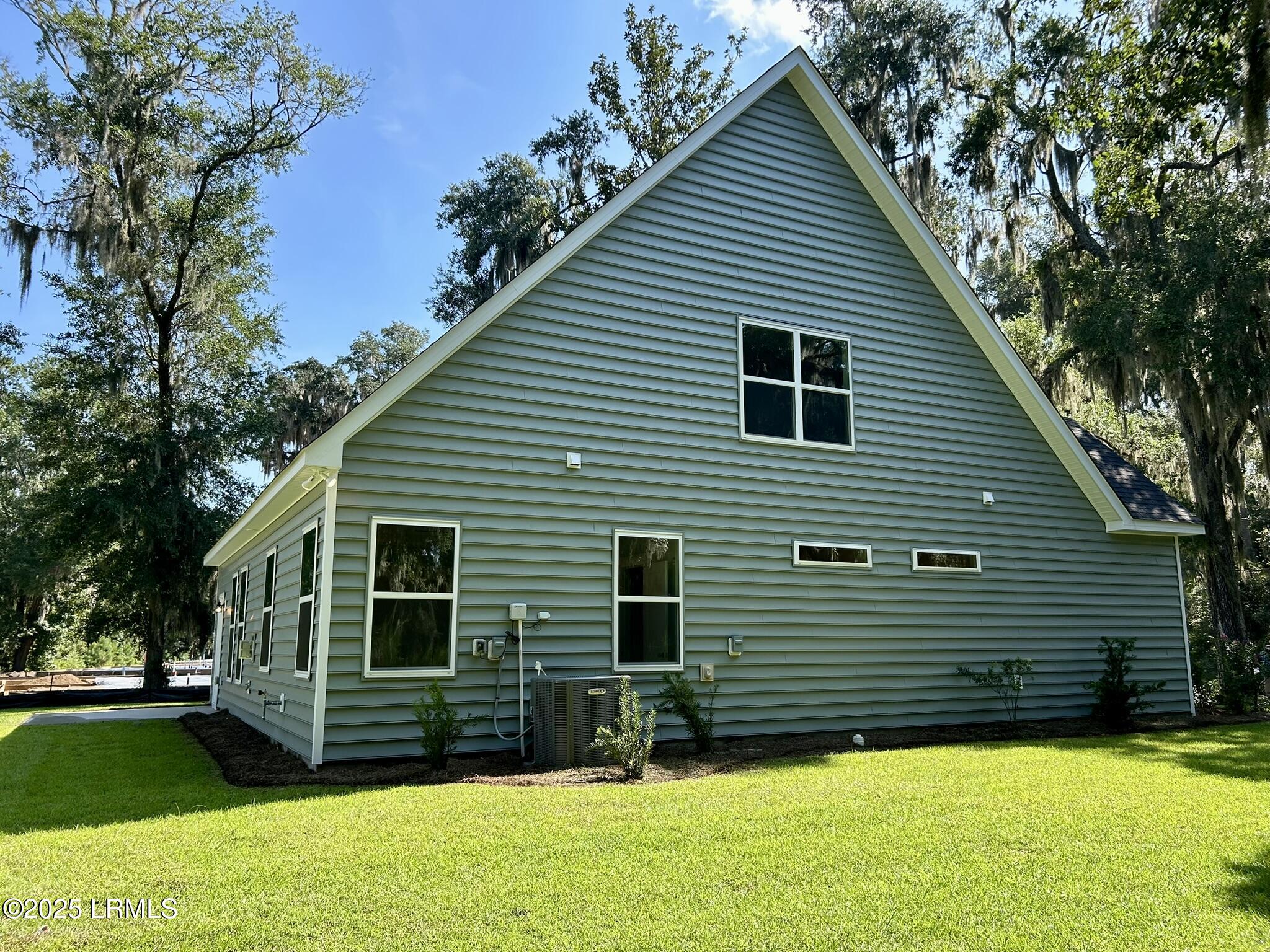 1 Alumni Road Beaufort, SC 29907 - Photo 29 of 29 IMG_8050