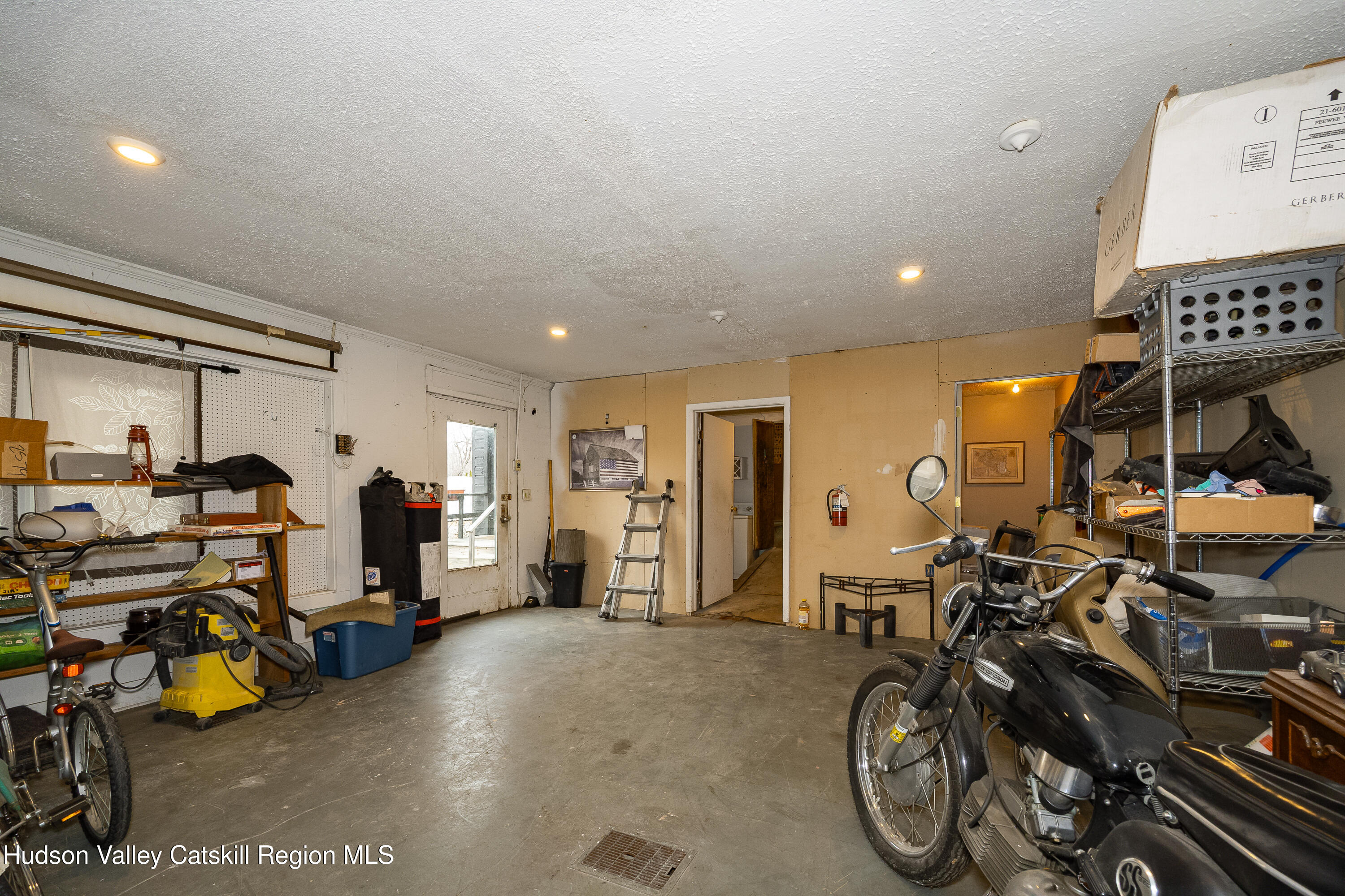 23 Rothermel Lane Kinderhook, NY 12106 - Photo 11 of 33 IMG_9285