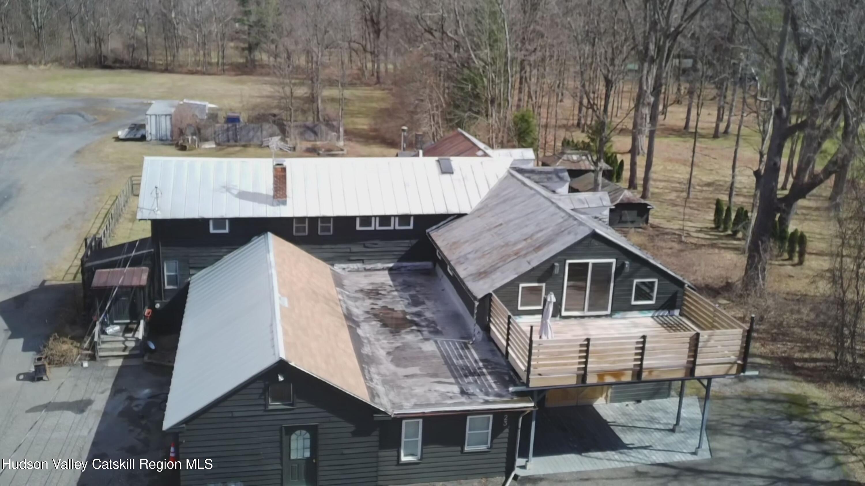 23 Rothermel Lane Kinderhook, NY 12106 - Photo 3 of 33 IMG_5540