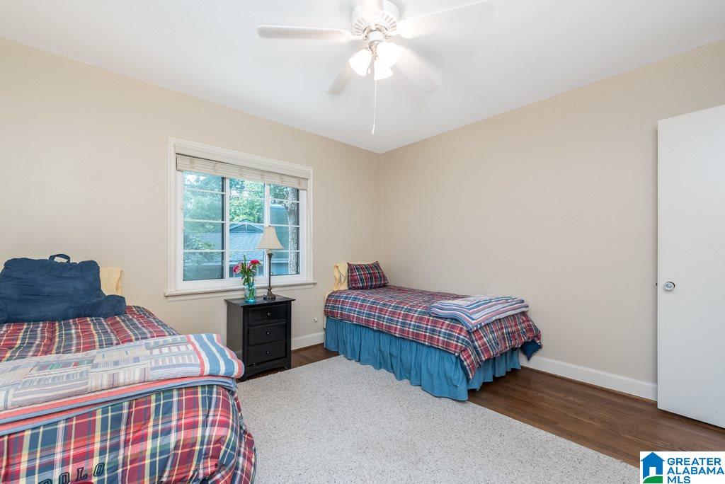 539 Cliff Place Birmingham, AL 35209 - Photo 8 of 33