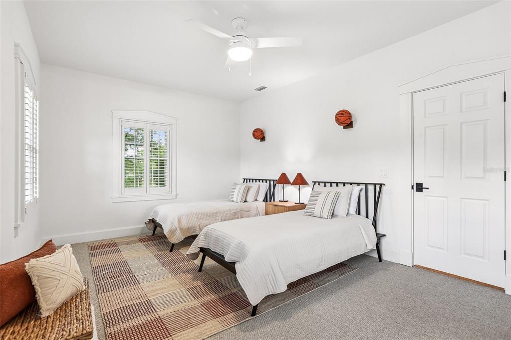 1012 Morfield Lane Brandon, FL 33511 - Photo 70 of 100