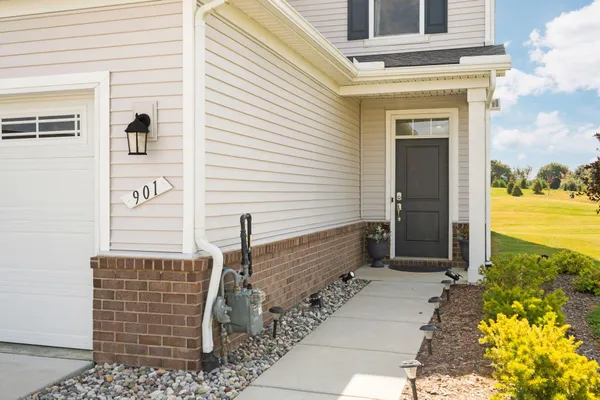 $372,500 | 901 Salt Springs Drive, Saline, MI 48176