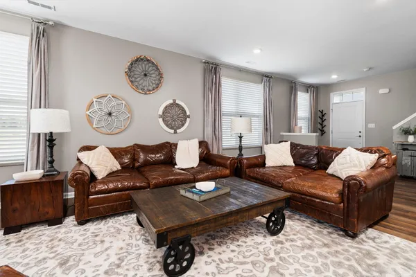 $372,500 | 901 Salt Springs Drive, Saline, MI 48176