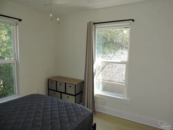 $1,400 | 1702 E Lane, Pensacola, FL 32501