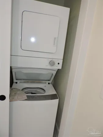 $1,400 | 1702 E Lane, Pensacola, FL 32501