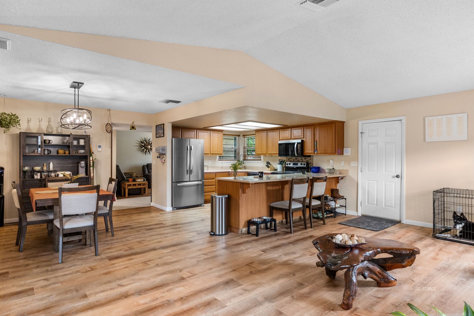 213 East Benson Avenue Ridgecrest, CA 93555 - Photo 15 of 38