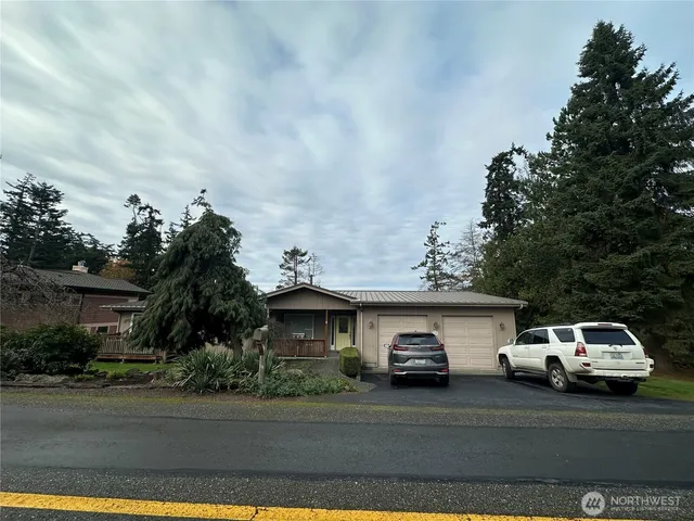 $439,000 | 730 Tillamuk Drive, La Conner, WA 98257