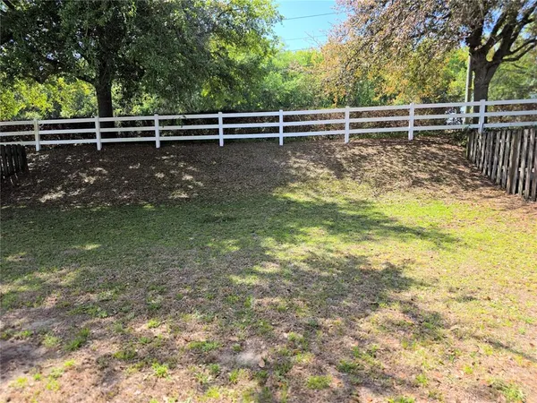 $1,900 | 2076 Newtown Road, Groveland, FL 34736