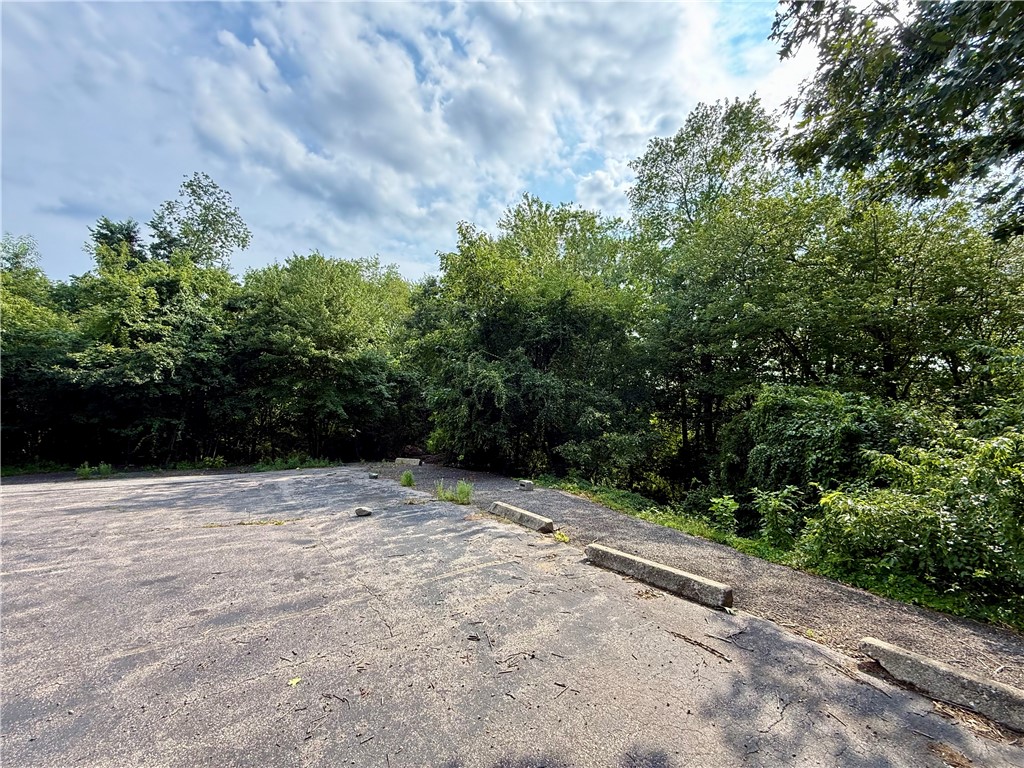 230 Airport Road Warwick, RI 02889 - Photo 4 of 6 Gallery Image 4
