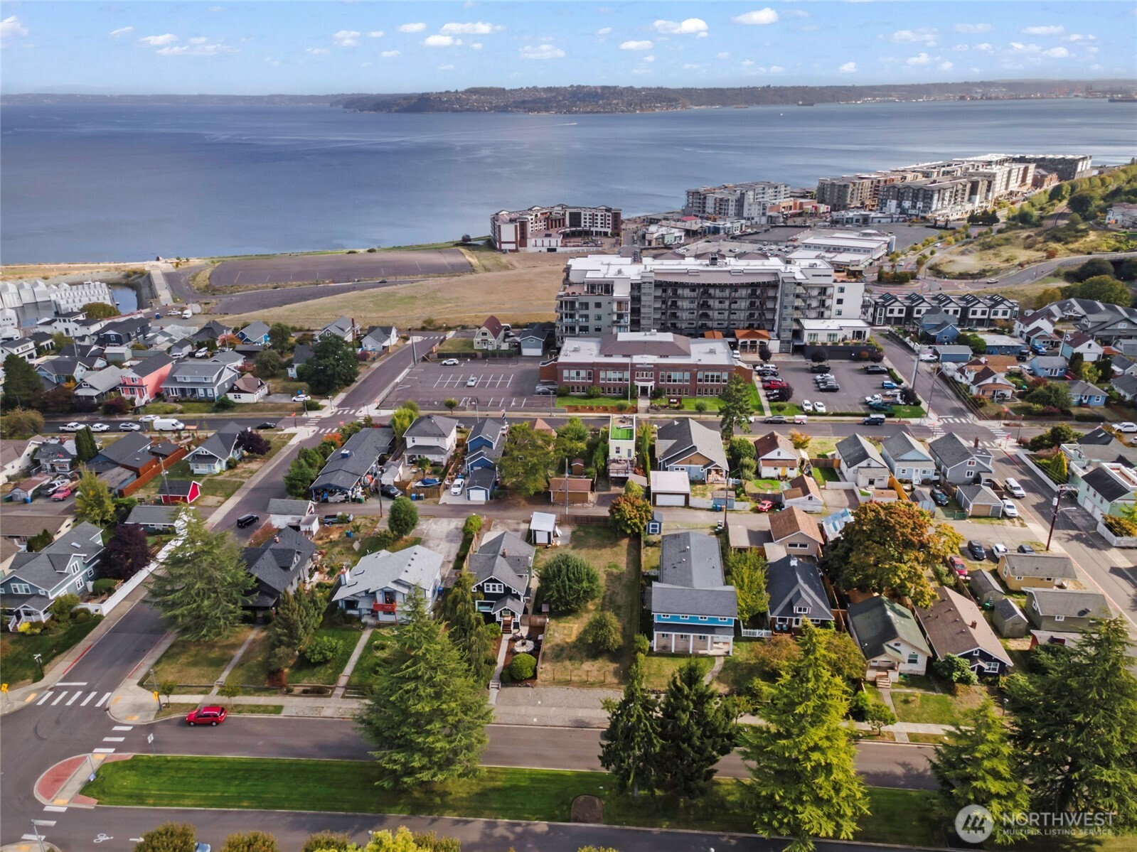 5217 North Winnifred Street Ruston, WA 98407 - Photo 11 of 14