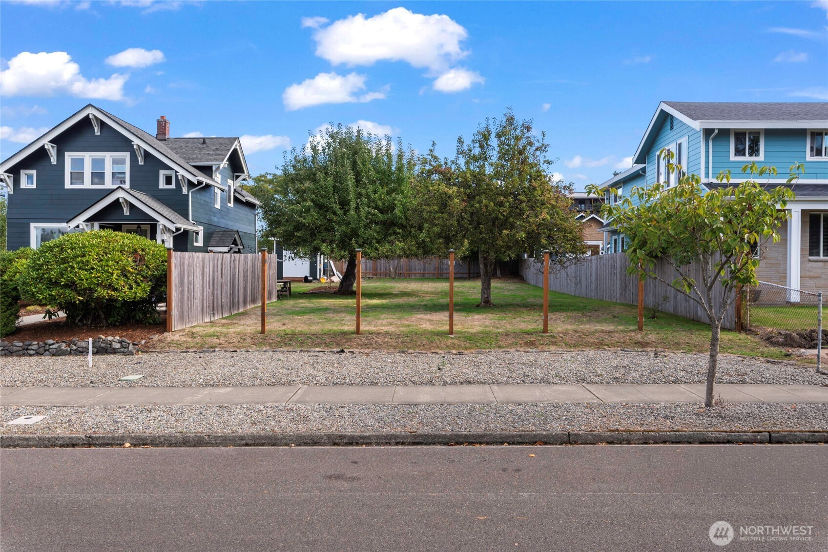 5217 North Winnifred Street Ruston, WA 98407 - Photo 3 of 14