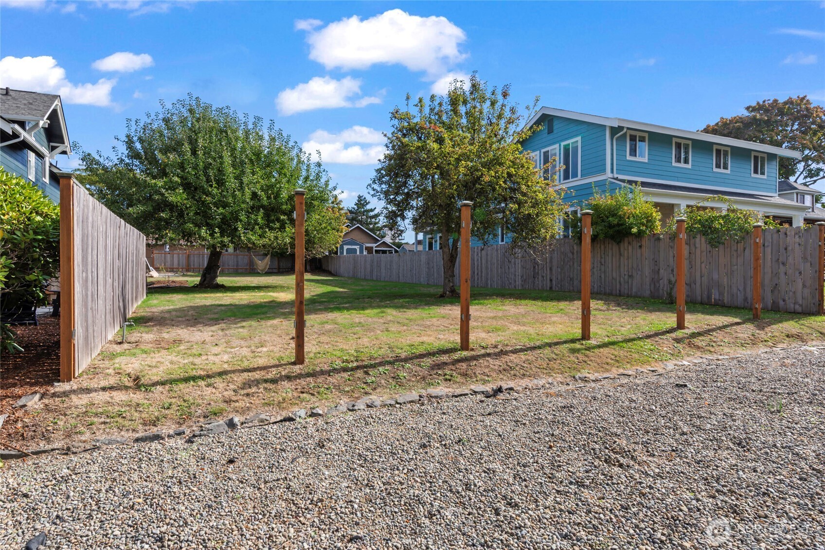 5217 North Winnifred Street Ruston, WA 98407 - Photo 4 of 14