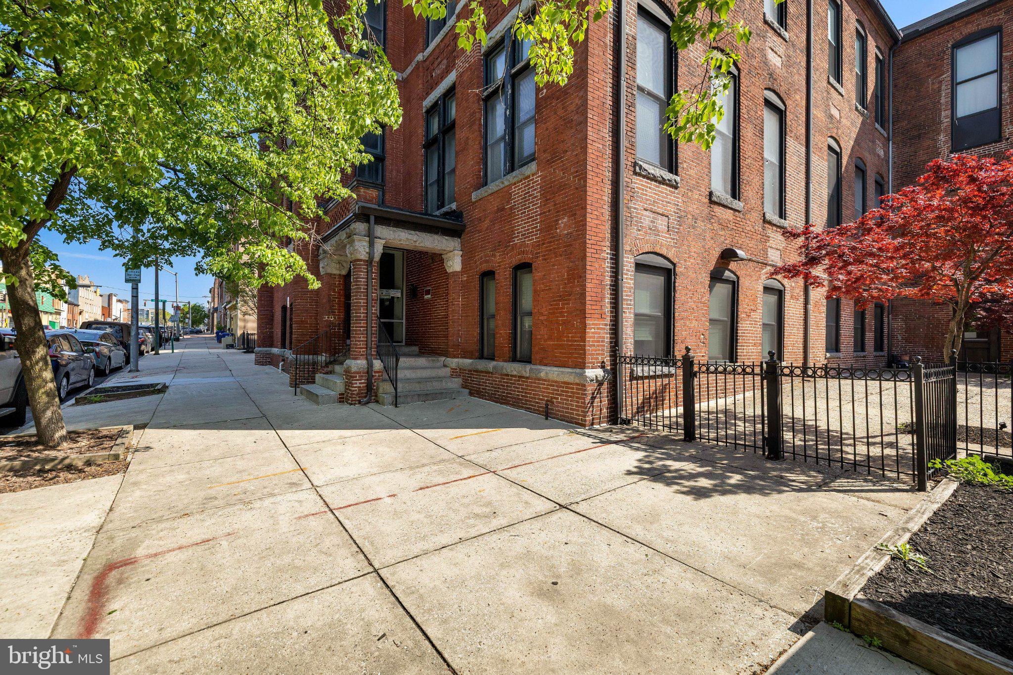 511 South Bond Street, Unit 302 Baltimore, MD 21231 - Photo 2 of 24 a building with view of a building in the background