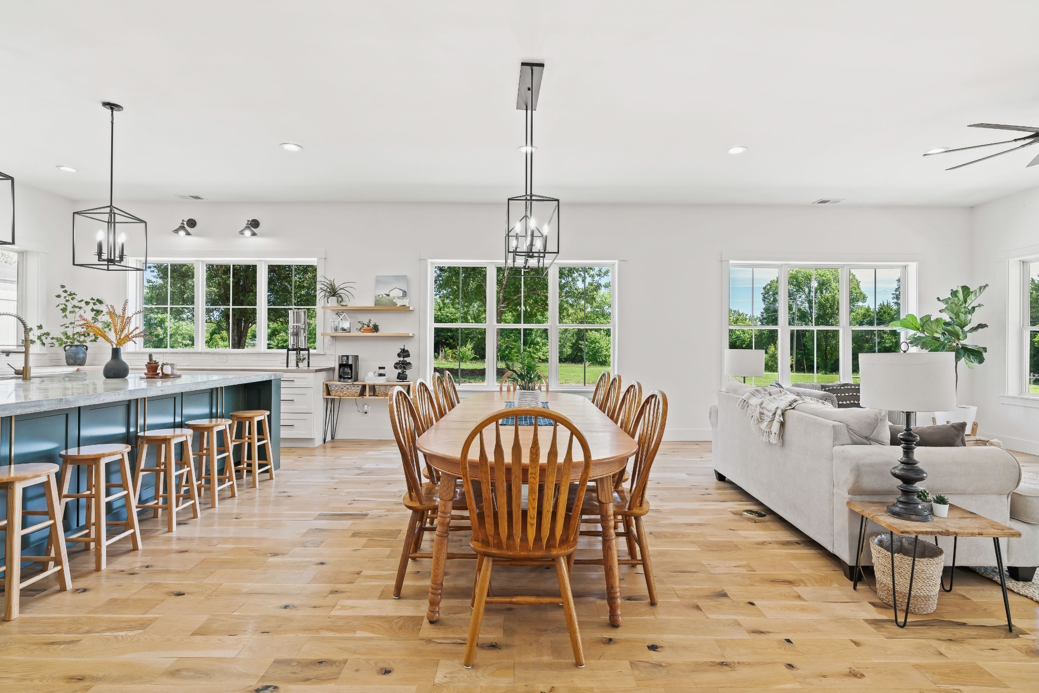 3322 Franklin Road Lebanon, TN 37090 - Photo 21 of 63 a view of a dining room with furniture window and outside view
