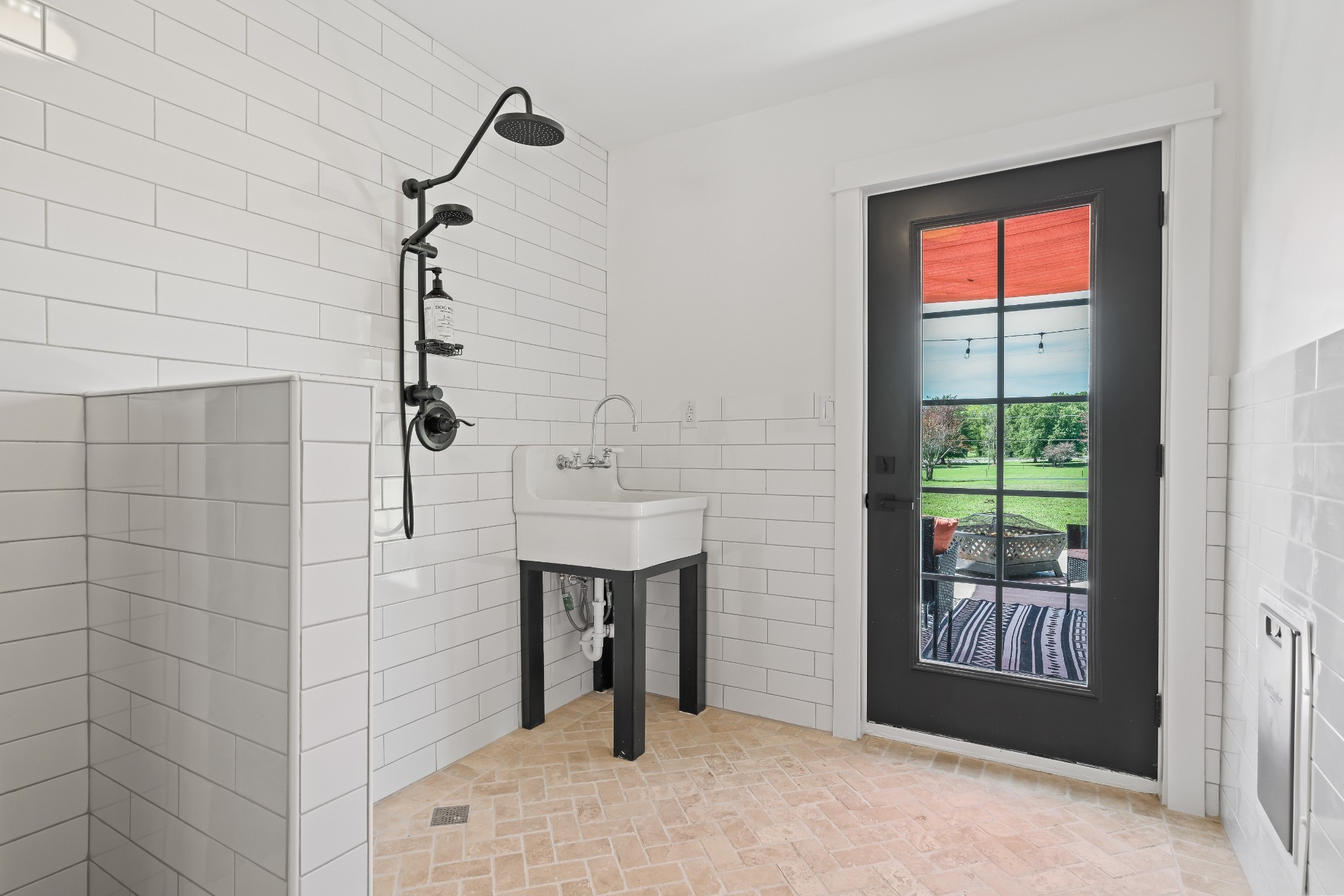 3322 Franklin Road Lebanon, TN 37090 - Photo 33 of 63 10'x8' dog wash station with built-in floor drains!