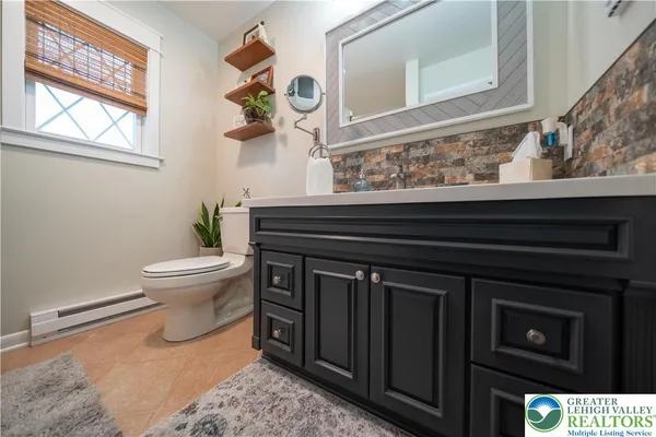 $464,999 | 175 Deer Trail Drive, Saylorsburg, PA 18353