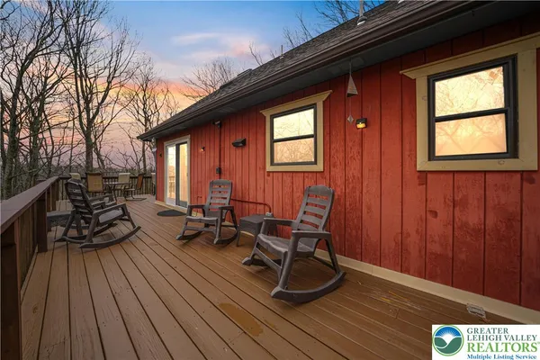 $464,999 | 175 Deer Trail Drive, Saylorsburg, PA 18353