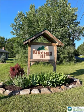 $464,999 | 175 Deer Trail Drive, Saylorsburg, PA 18353