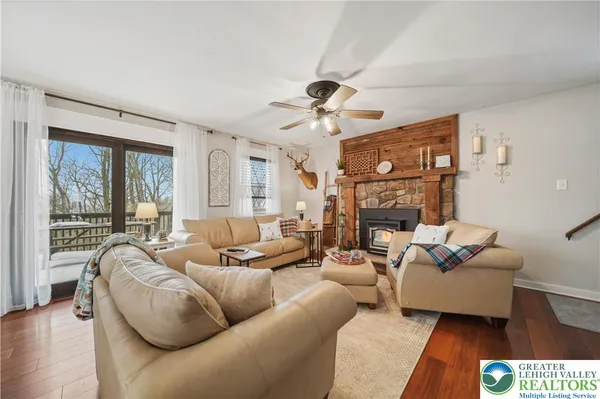 $464,999 | 175 Deer Trail Drive, Saylorsburg, PA 18353