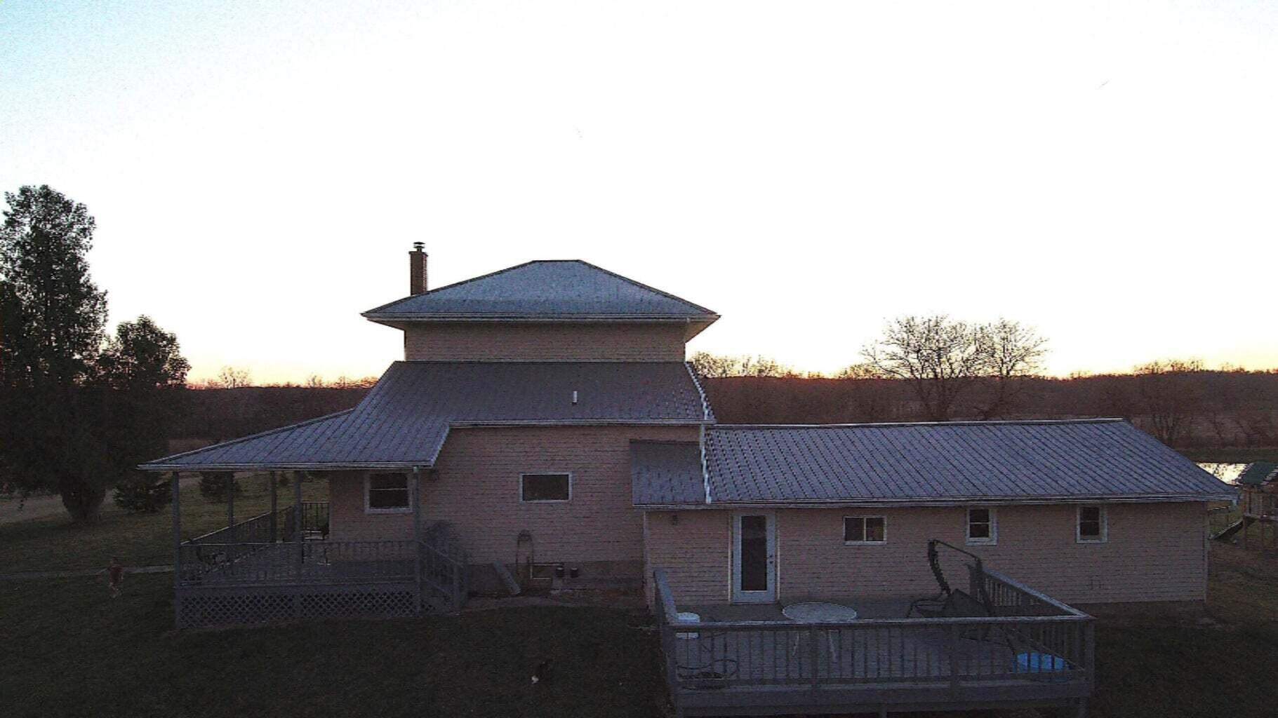 7840 Tamarack Road Pittsford, MI 49271 - Photo 2 of 58 outside 1