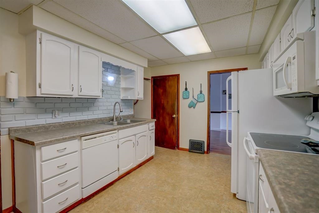 146 Union Street Sun Prairie, WI 53590 - Photo 11 of 29