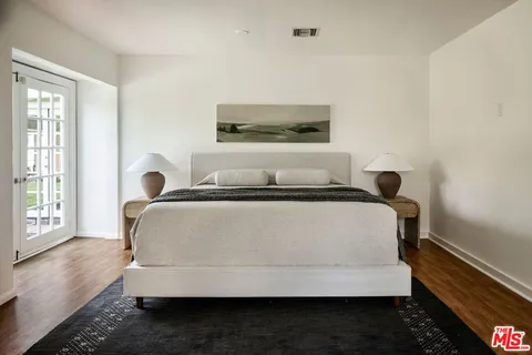 $1,195,000 | 8325 Capps Avenue, Northridge, CA 91324