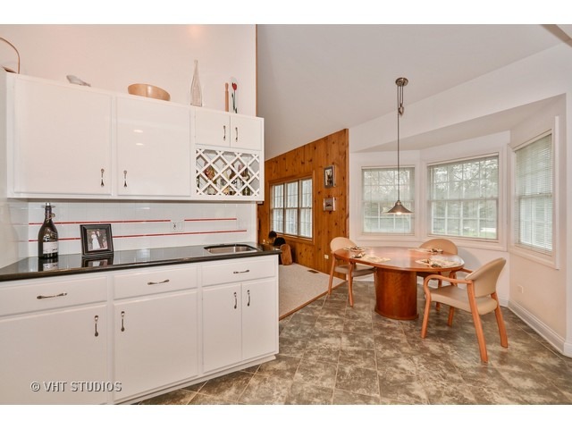 5N440 Derby Road Wayne, IL 60184 - Photo 7 of 25
