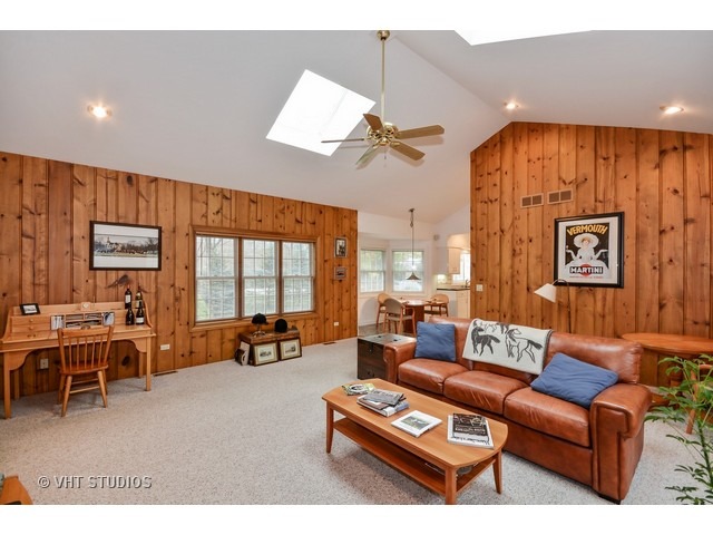 5N440 Derby Road Wayne, IL 60184 - Photo 9 of 25