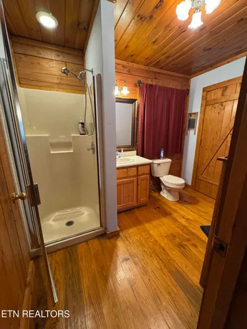 $525,000 | 124 Cutter Gap Road, Townsend, TN 37882