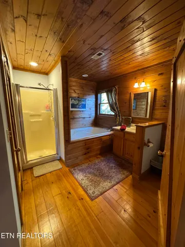 $525,000 | 124 Cutter Gap Road, Townsend, TN 37882