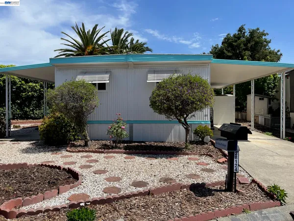 $199,900 | 28124 Murcia Street, Hayward, CA 94544