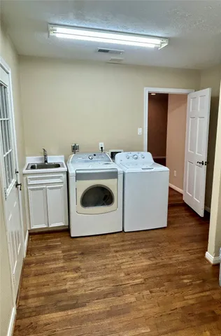 $2,750 | 5022 Darnell Street, Houston, TX 77096